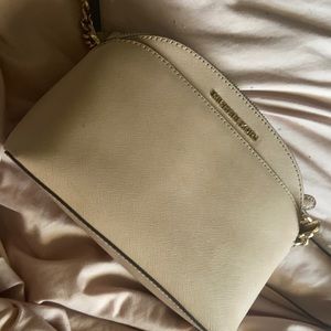 Micheal Kors crossbody